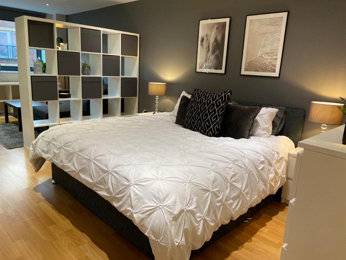 City Centre Modern Studio Apartment - Westone Free Wifi, Gym Access, Netflix Sheffield Exterior photo